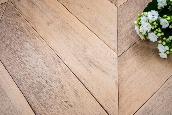 Chevron Oak H50 - Wood Light - Image 7